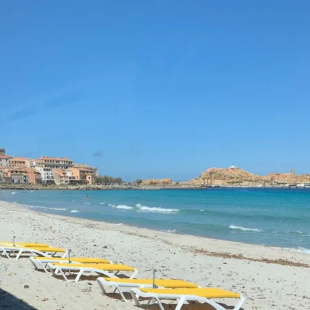 Rousse Les Pieds Dans L'eau Apartmán *