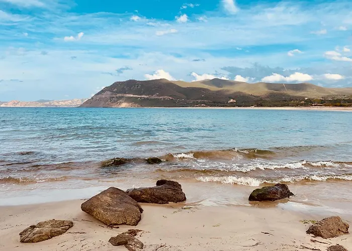 Rousse Les Pieds Dans L'eau * LʼÎle-Rousse