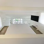 Apartment Rousse Les Pieds Dans L'eau
